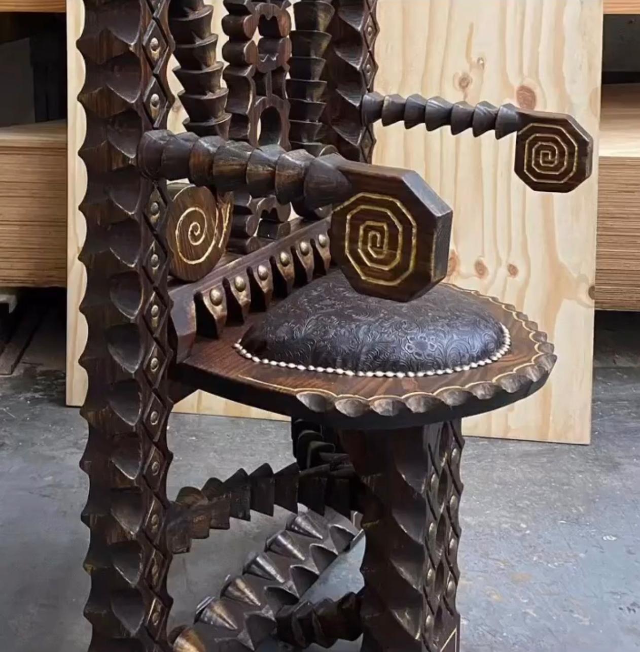 Handcrafted Vasojo wood piece